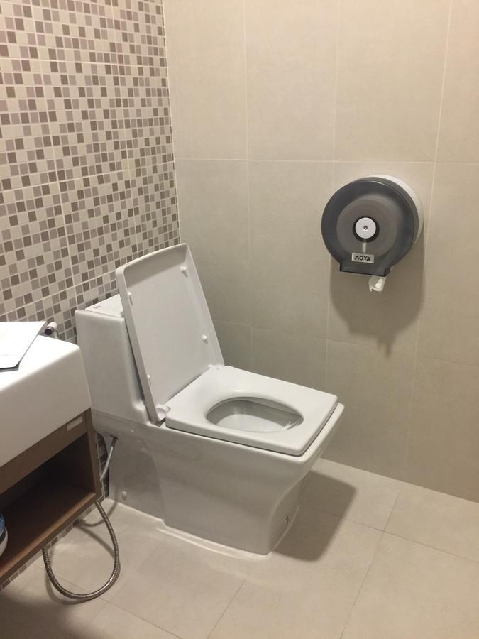24 Poshtel Salaya Hostel ภายนอก รูปภาพ